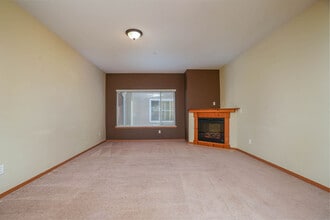 Warner Street Townhomes in Tacoma, WA - Foto de edificio - Building Photo