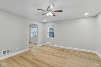 5716 Hamilton Ave in Cincinnati, OH - Building Photo - Building Photo