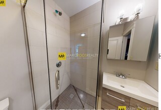 4 Beacon St, Unit 1 in Somerville, MA - Building Photo - Building Photo