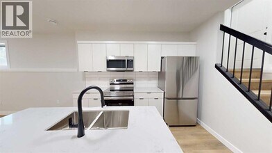 10201-10126 126 Ave in Grande Prairie, AB - Building Photo - Building Photo