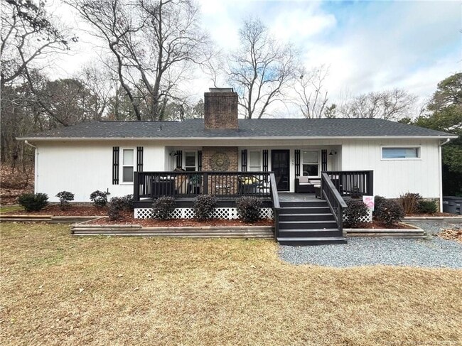 property at 105 Scuppernong Ct