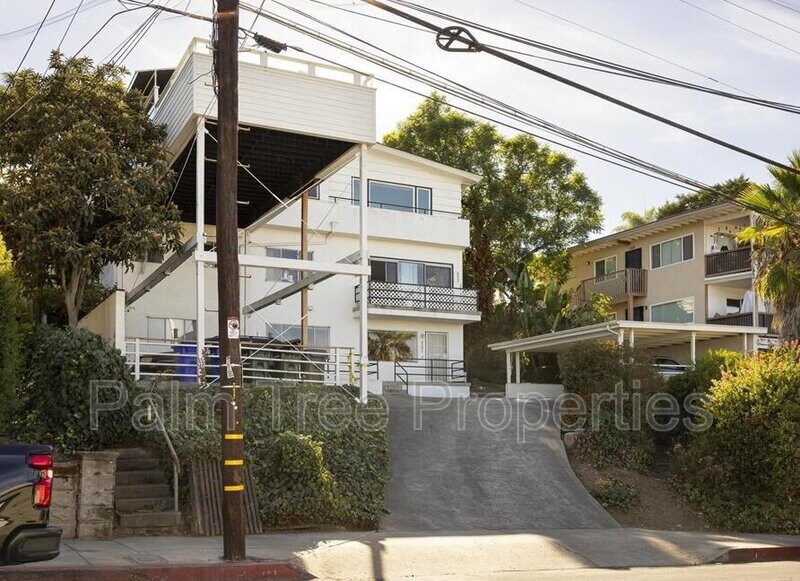 8039 Lemon Ave in La Mesa, CA - Building Photo