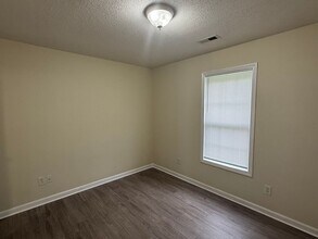 614 E Parker St in Graham, NC - Building Photo - Building Photo