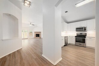 2201 Portwood Bend Cove in Cedar Park, TX - Foto de edificio - Building Photo