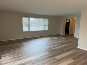 410 Dunn St in Plainfield, IN - Building Photo - Building Photo