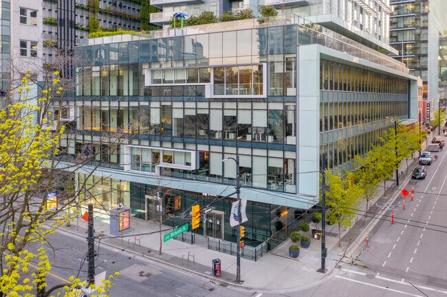 TELUS Garden Residential Tower in Vancouver, BC - Building Photo - Building Photo