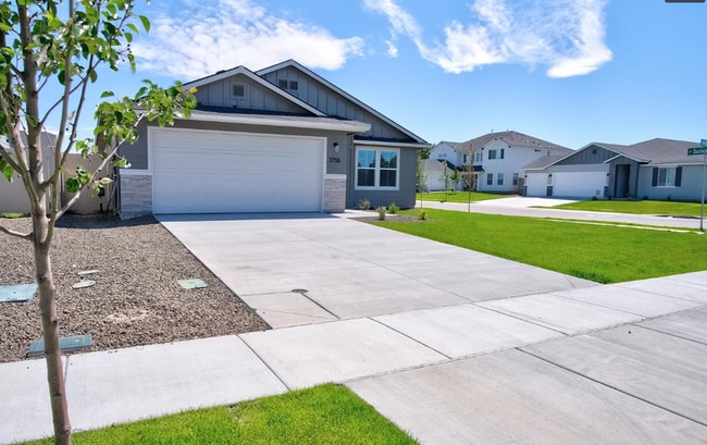 1755 E Kentucky Ave in Nampa, ID - Building Photo - Building Photo