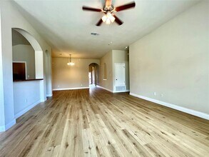 15203 Lucian Dr in Austin, TX - Building Photo - Building Photo