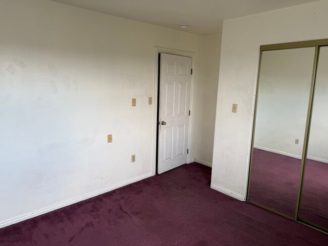 2425 1/2 Gates St, Unit Single Bedroom for Rent in Los Angeles, CA - Building Photo - Building Photo
