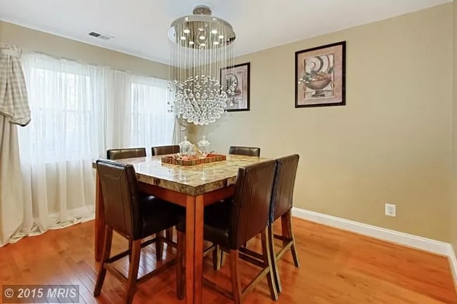 12728 Rolling Brook Dr in Woodbridge, VA - Building Photo - Building Photo