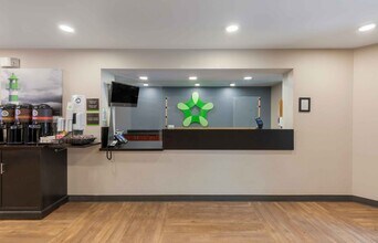 Furnished Studio-Washington, D.C. - Centre in Centreville, VA - Building Photo - Building Photo