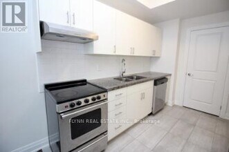 33 Creekbank Rd in Toronto, ON - Building Photo - Building Photo