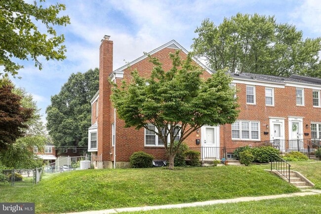 property at 1517 Dellsway Rd
