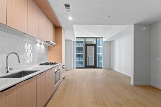 44 East Ave in Austin, TX - Building Photo - Building Photo