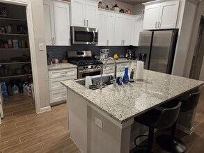 208 Comet Pointe Dr in Andice, TX - Building Photo - Building Photo