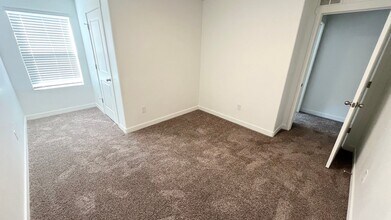 1136 E Trident Dr in Saratoga Springs, UT - Building Photo - Building Photo