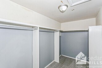 2445 N Chautauqua Ave in Wichita, KS - Building Photo - Building Photo