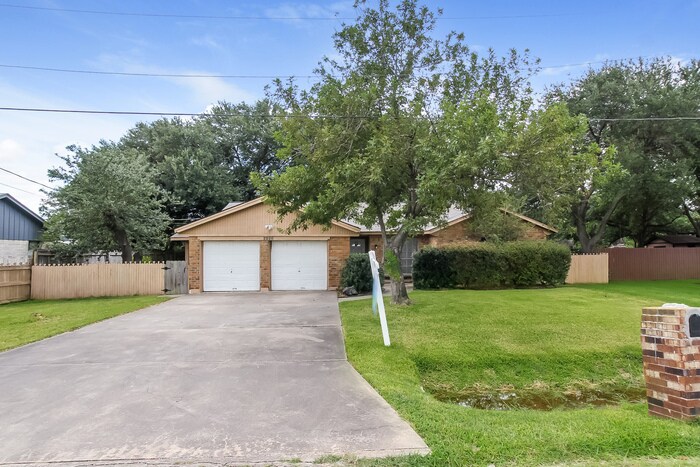 2826 17th Ave N in Texas City, TX - Building Photo