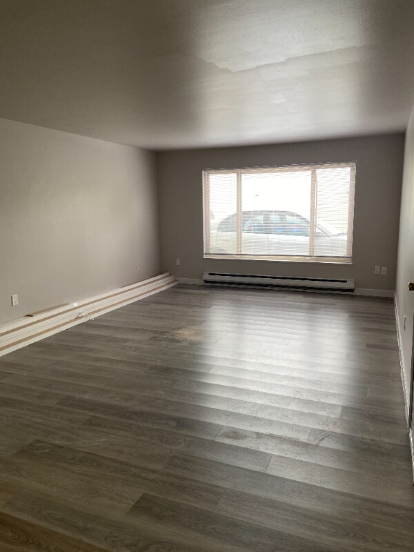 14405 8th Ave SW-Unit -11 in Burien, WA - Foto de edificio - Building Photo
