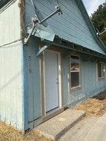 318 E Front St in Merrill, OR - Building Photo