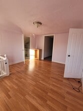 155 Grinnell St, Unit 2 in New Bedford, MA - Building Photo - Building Photo