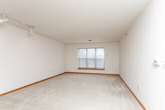 Underwood Stations in Wauwatosa, WI - Building Photo - Interior Photo