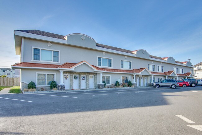 1488 Ocean Ave-Unit -8 in Sea Bright, NJ - Building Photo - Building Photo
