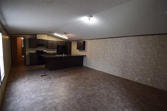 6000 Spring Creek Pkwy in Malakoff, TX - Building Photo - Building Photo