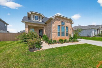 1312 Mainland Shrs Ln in Montgomery, TX - Building Photo - Building Photo