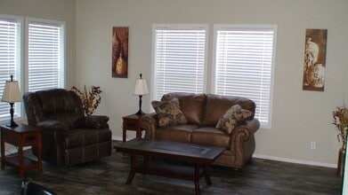 624 Rodeo Rd in Williams, AZ - Building Photo - Building Photo