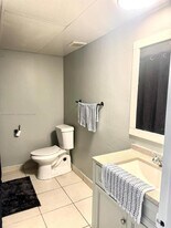 5440 SW 38th Ct in West Park, FL - Building Photo