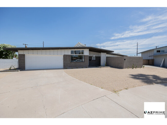 property at 802 E Campus Dr