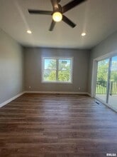 5246 Pandit Dr in Bettendorf, IA - Building Photo - Building Photo