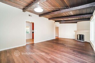 3230 Wright St in Sacramento, CA - Foto de edificio - Building Photo