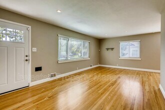 1877 S Fairfax St in Denver, CO - Building Photo - Building Photo