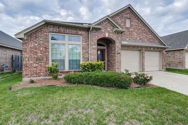 property at 5615 Stoneridge Ct