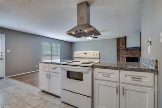 3613 Sugarberry Dr in Mesquite, TX - Building Photo - Building Photo