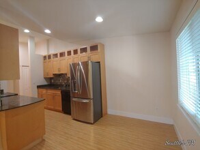 21307 48th Ave W in Mountlake Terrace, WA - Building Photo - Building Photo