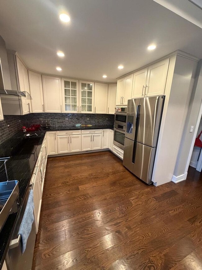 4N150 Hawthorne Ave in Bensenville, IL - Foto de edificio - Building Photo