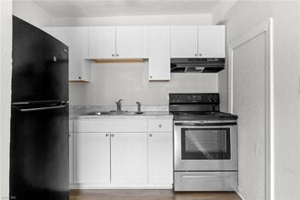 200 Pullman Ave, Unit 5 in Portsmouth, VA - Building Photo - Building Photo