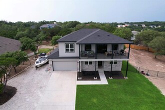 18502 Venture Dr in Leander, TX - Foto de edificio - Building Photo