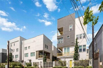 1211 Hickory St in Houston, TX - Building Photo - Building Photo