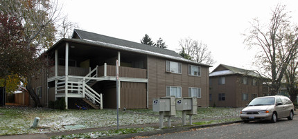 3380-3418 SW 125th Ave in Beaverton, OR - Building Photo - Building Photo