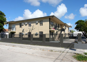 3412 NW 2nd Ave in Miami, FL - Building Photo - Building Photo