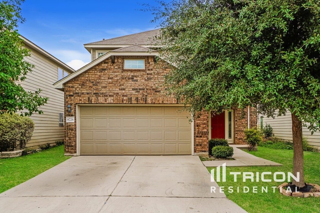 8726 Atwater Creek in San Antonio, TX - Building Photo