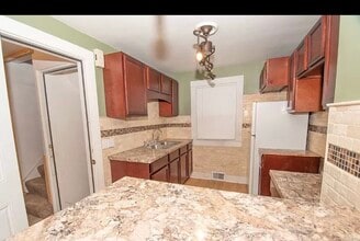 337 Saint Lawrence Ave in Buffalo, NY - Building Photo - Building Photo