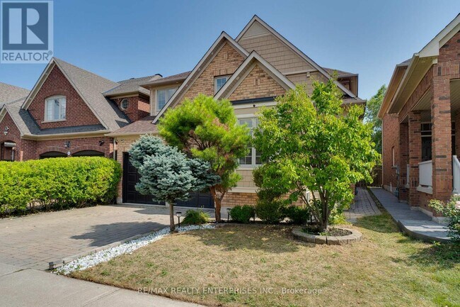 3256 Escada Dr in Mississauga, ON - Building Photo - Building Photo