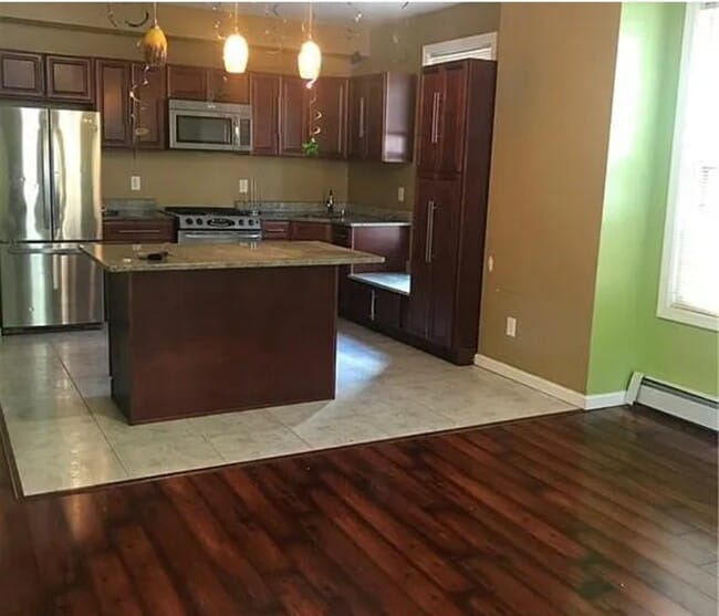 39 Allen Pl