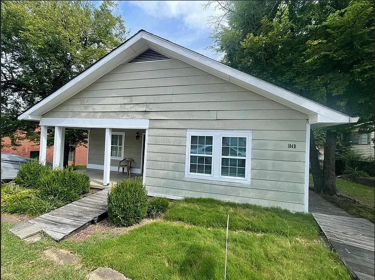 104 Beech St, Unit B in Rossville, GA - Building Photo