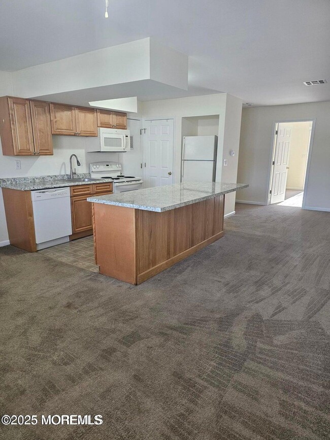 290 US-9 in Ocean Township, NJ - Building Photo - Building Photo